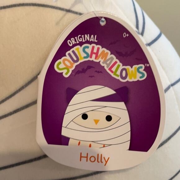 LAST NWT 8” Holly the Mummy Owl Squishmallow - Picture 3 of 4
